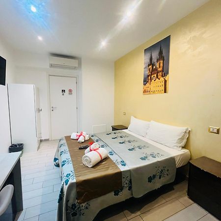 Santa Maria Accommodation Roma Ngoại thất bức ảnh