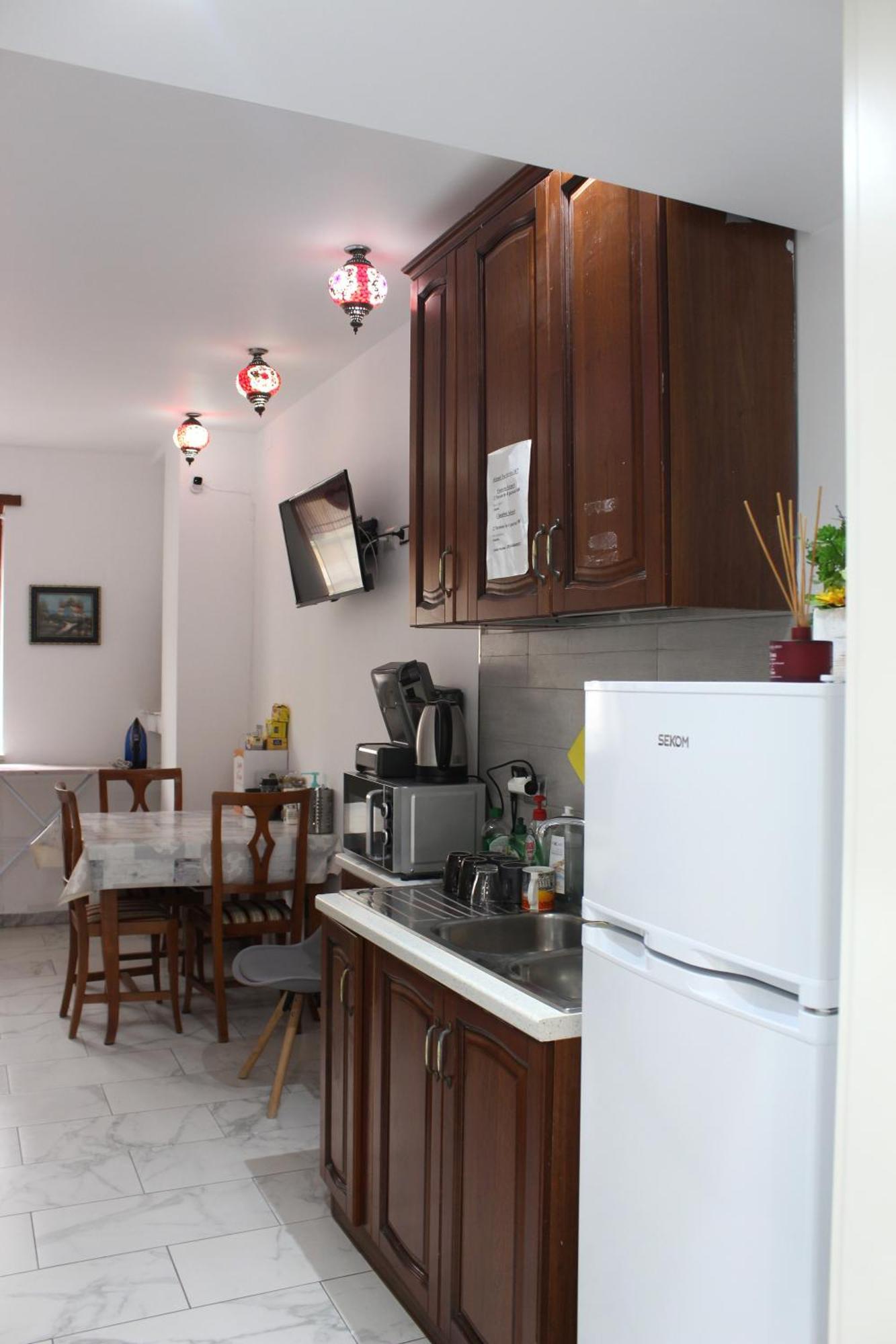 Santa Maria Accommodation Roma Ngoại thất bức ảnh