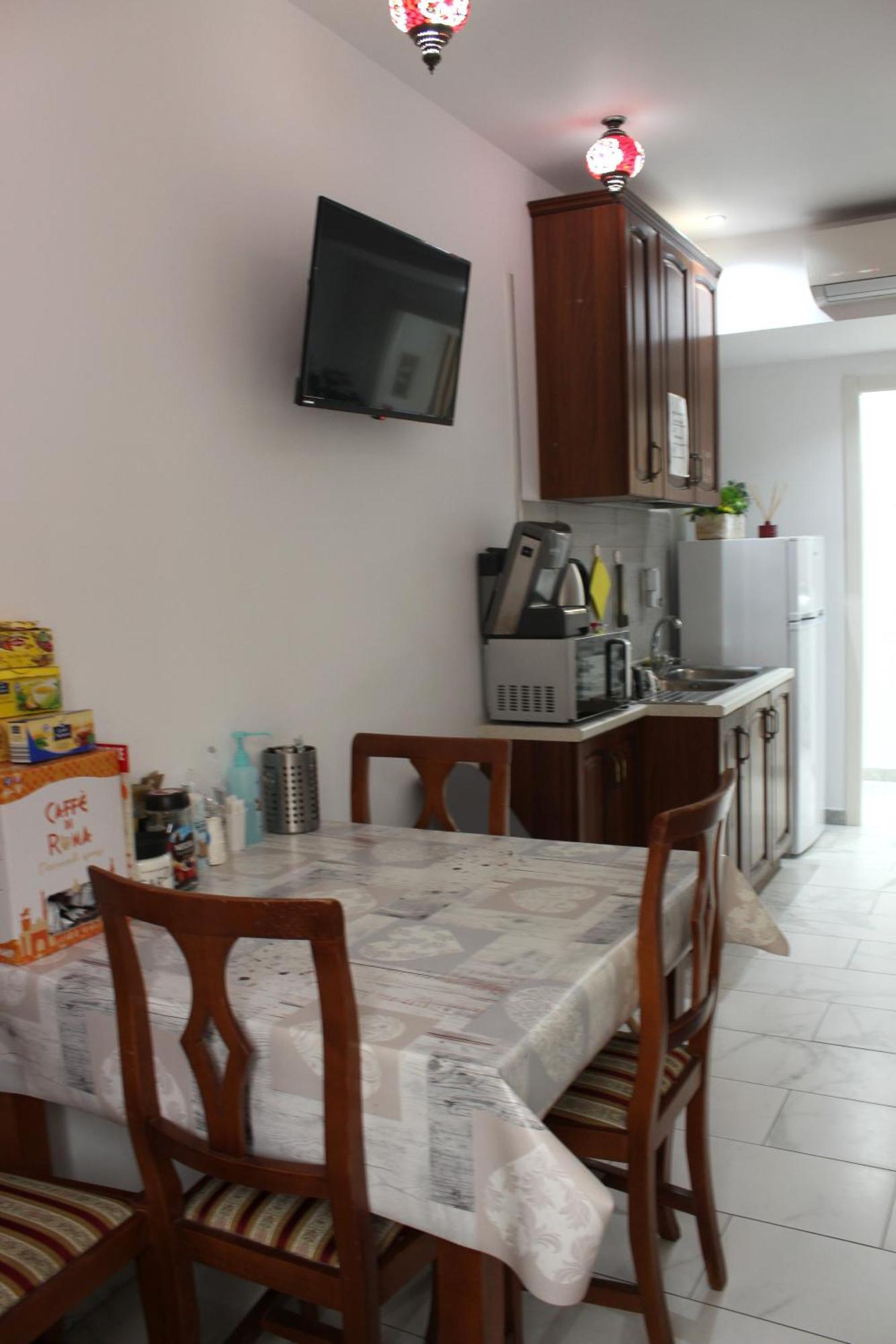 Santa Maria Accommodation Roma Ngoại thất bức ảnh