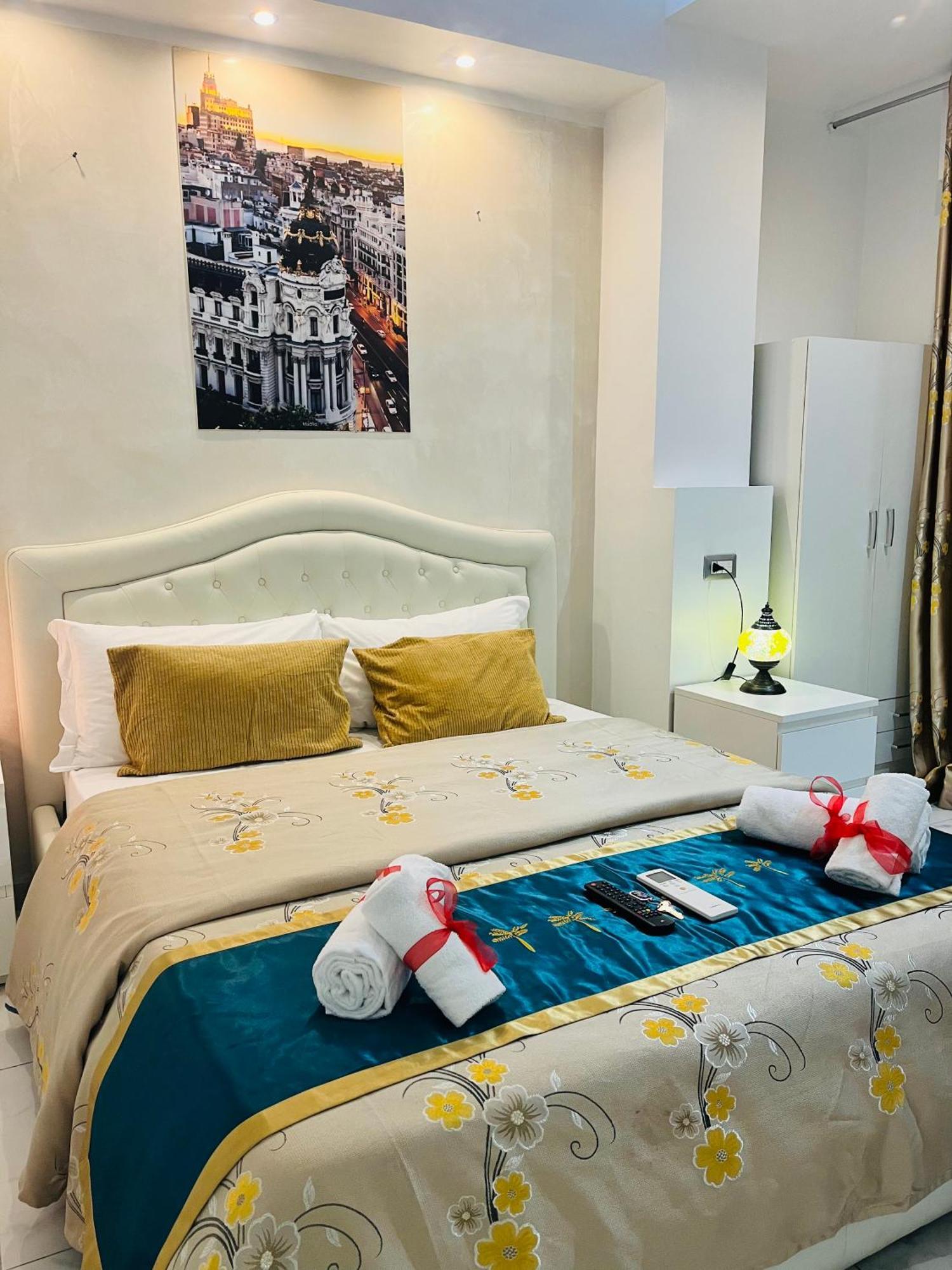 Santa Maria Accommodation Roma Ngoại thất bức ảnh